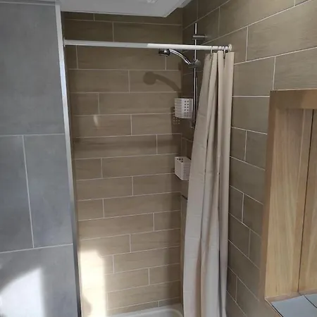 Paris Appartment 30 M2 Paris 2 Beds Subway Station 13 And 14 And 4 Saint-Ouen  Exterior photo