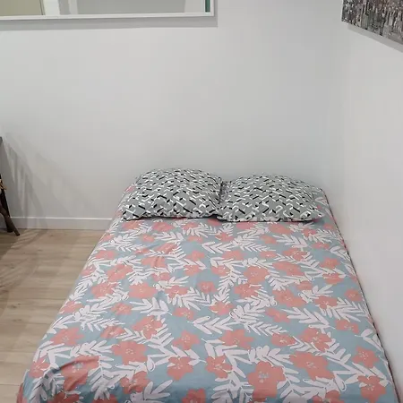 Paris Appartment 30 M2 Paris 2 Beds Subway Station 13 And 14 And 4 Saint-Ouen  Exterior photo