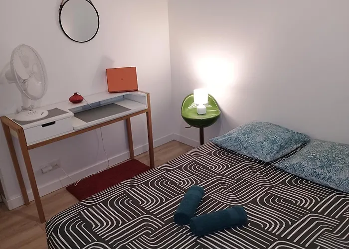 Paris Appartment 30 M2 Paris 2 Beds Subway Station 13 And 14 And 4