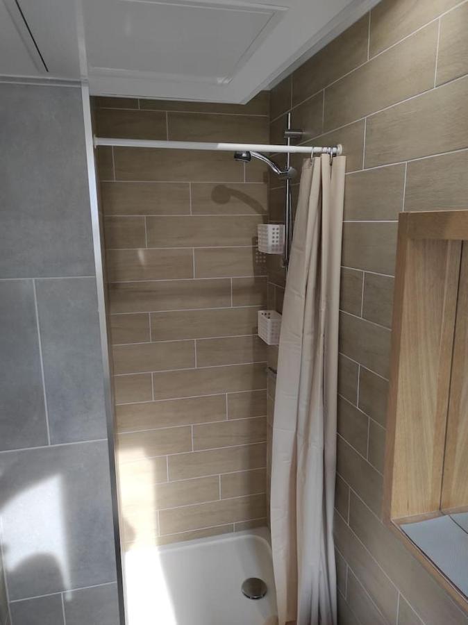 Paris 30 M2 Paris 2 Beds Subway Station 13 And 14 And 4 Apartment Saint-Ouen (Seine-Saint-Denis)